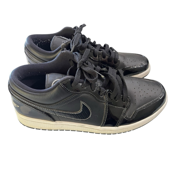 Air Jordan 1 Nike Size 9.5 Low All Star Black Carbon SB Retro DD1650-001 Shoe - Picture 1 of 4